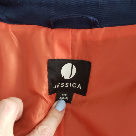 Windbreaker - Picture 6 of 8